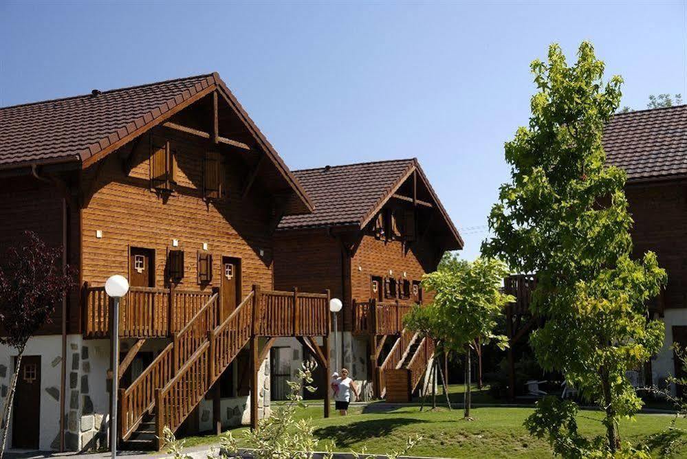 Résidence Odalys Les Chalets d'Evian Exterior foto