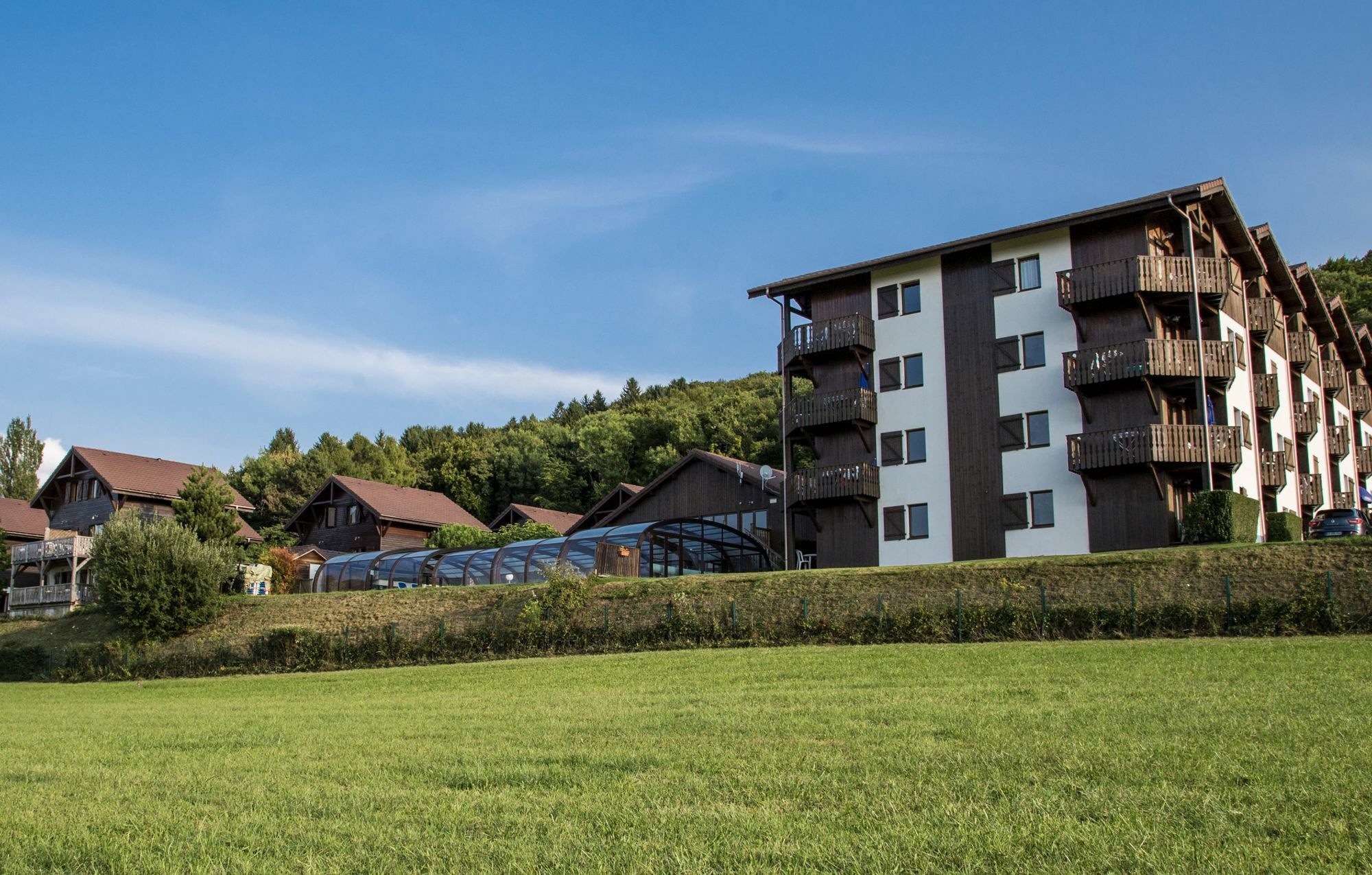 Résidence Odalys Les Chalets d'Evian Exterior foto